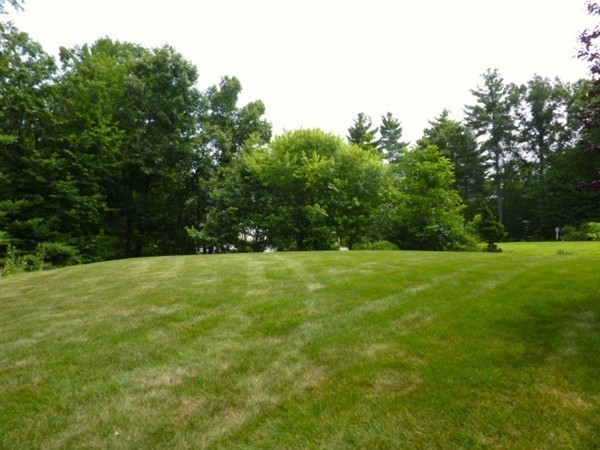 4 Jamie Road Dunstable, MA 01827 - Photo 23 of 25 Gallery Image 23
