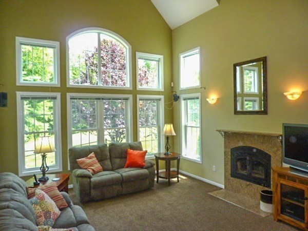 4 Jamie Road Dunstable, MA 01827 - Photo 5 of 25 Gallery Image 5