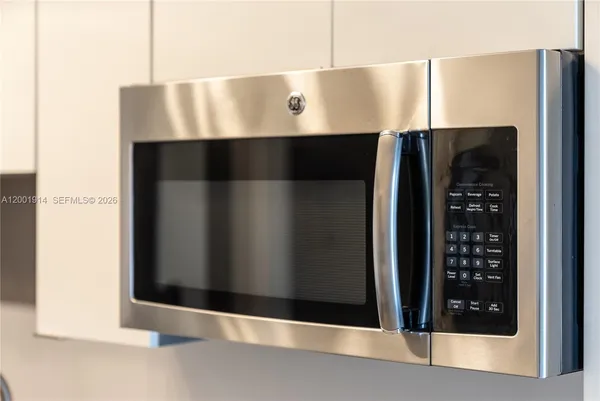 $3,500 | 321 Northeast 26th Street, Unit PH906, Miami, FL 33137