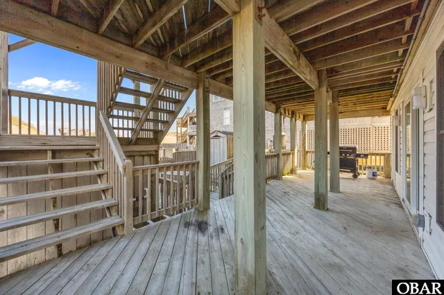 $1,949,000 | 9211 South Old Oregon Inlet Road, Nags Head, NC 27959