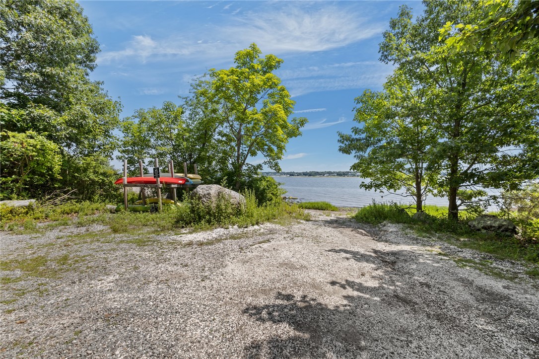 11 Stonegate Road Warren, RI 02885 - Photo 34 of 34