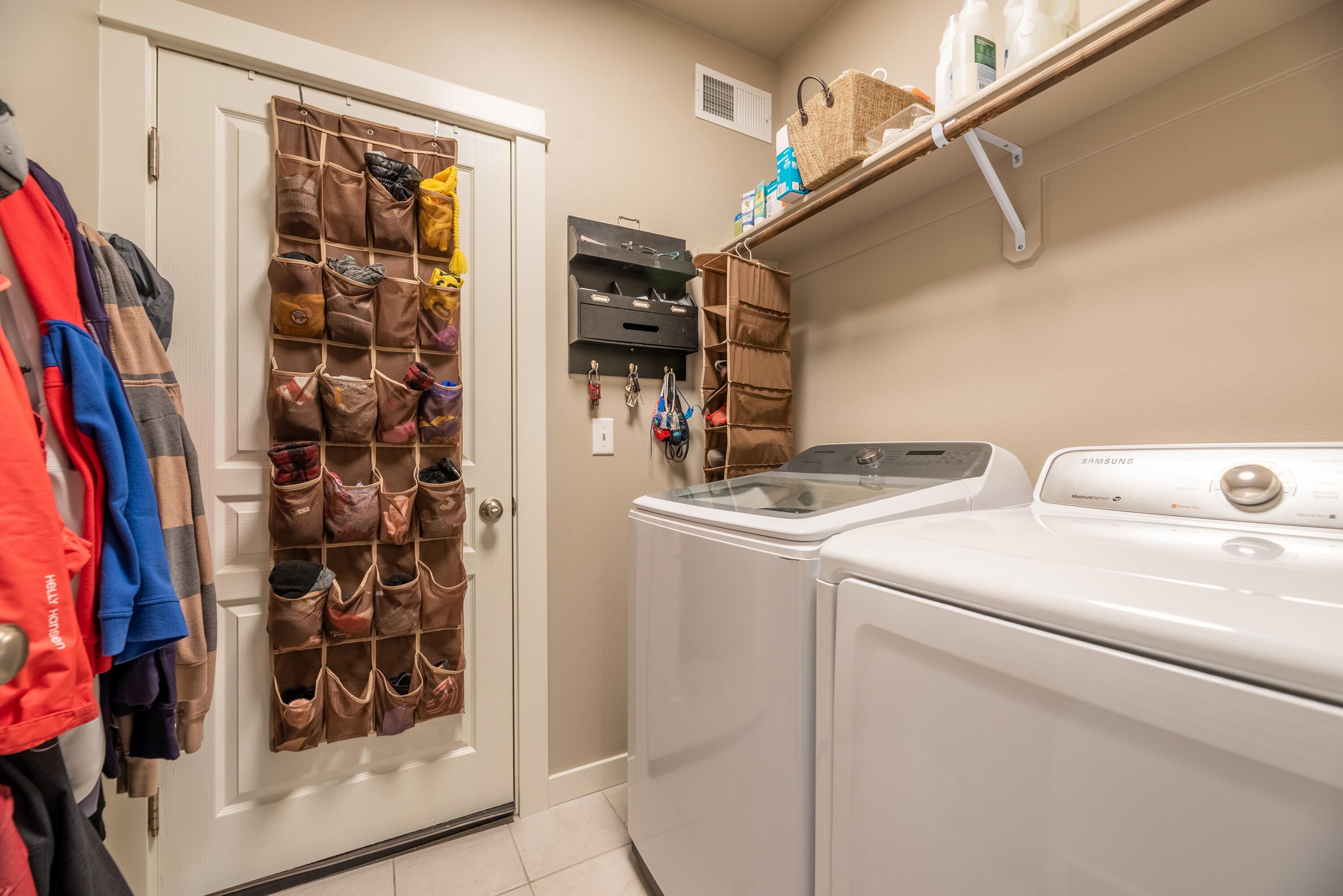 20701 Kilbourne Loop Bend, OR 97701 - Photo 28 of 37 20701NEKilbourneLoop-7