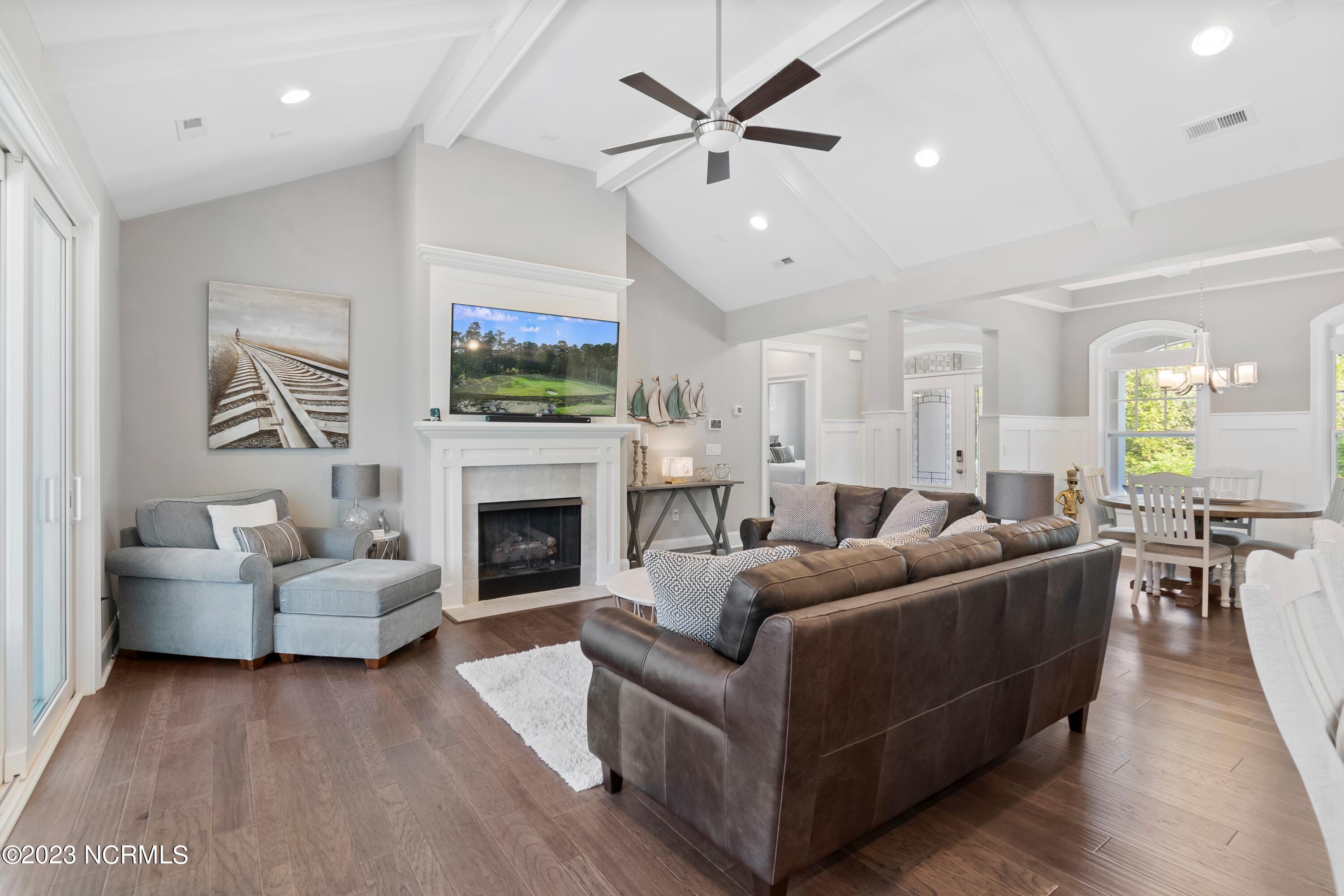 153 Clubhouse Road Sunset Beach, NC 28468 - Photo 10 of 65 Living room