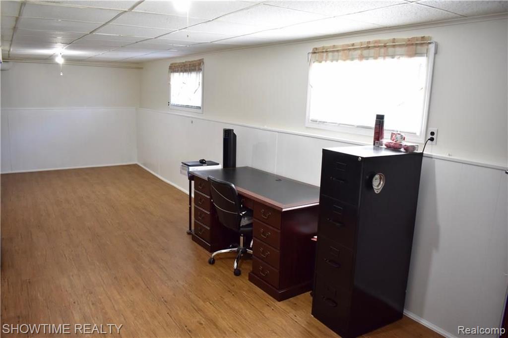 2350 Gerald Avenue Rochester Hills, MI 48307 - Photo 22 of 24