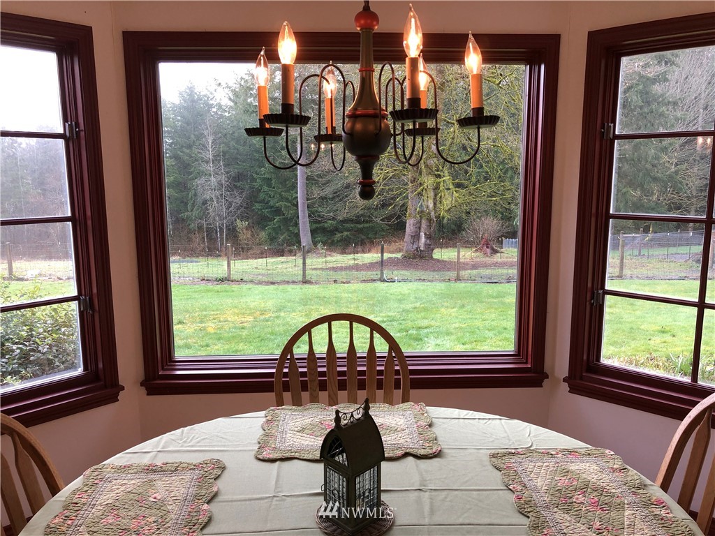 18232 Dubuque Road Snohomish, WA 98290 - Photo 11 of 40 Gallery Image 11
