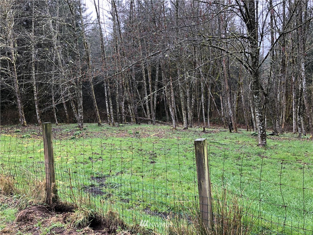 18232 Dubuque Road Snohomish, WA 98290 - Photo 35 of 40 Gallery Image 35
