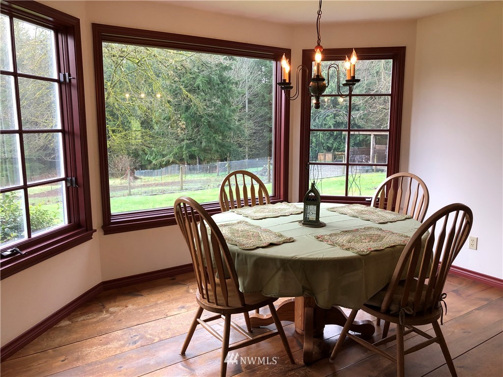 18232 Dubuque Road Snohomish, WA 98290 - Photo 10 of 40 Gallery Image 10