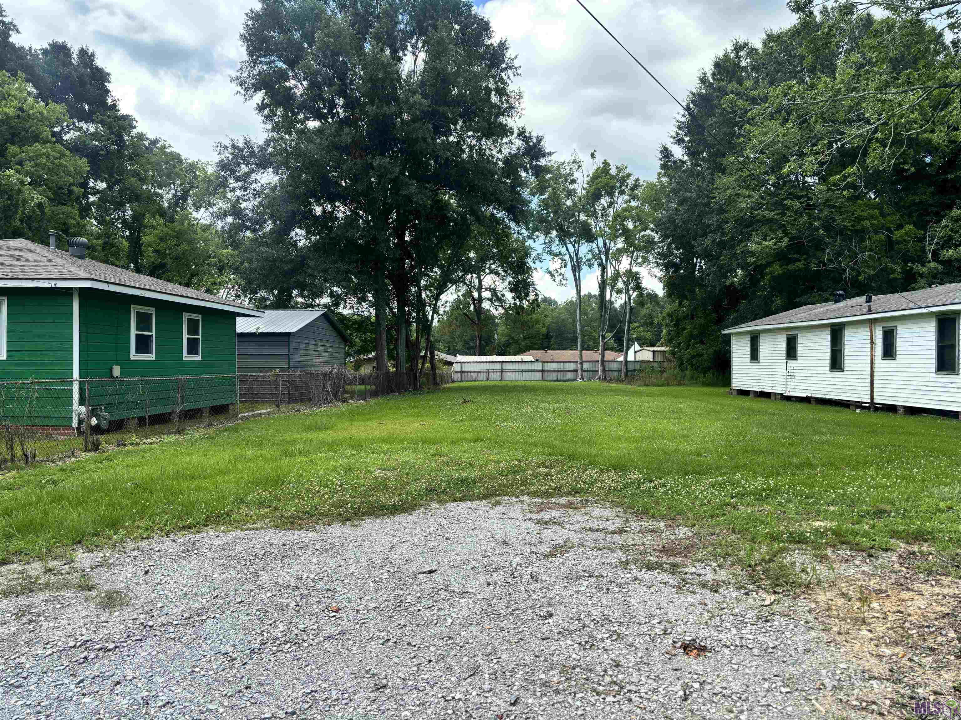 2055 Gore Road Baton Rouge, LA 70807 - Photo 2 of 4