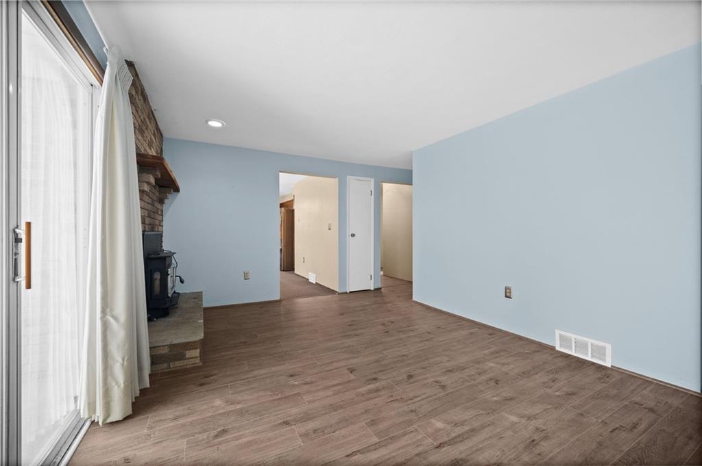 436 Aten Road Coraopolis, PA 15108 - Photo 12 of 50 Gallery Image 12