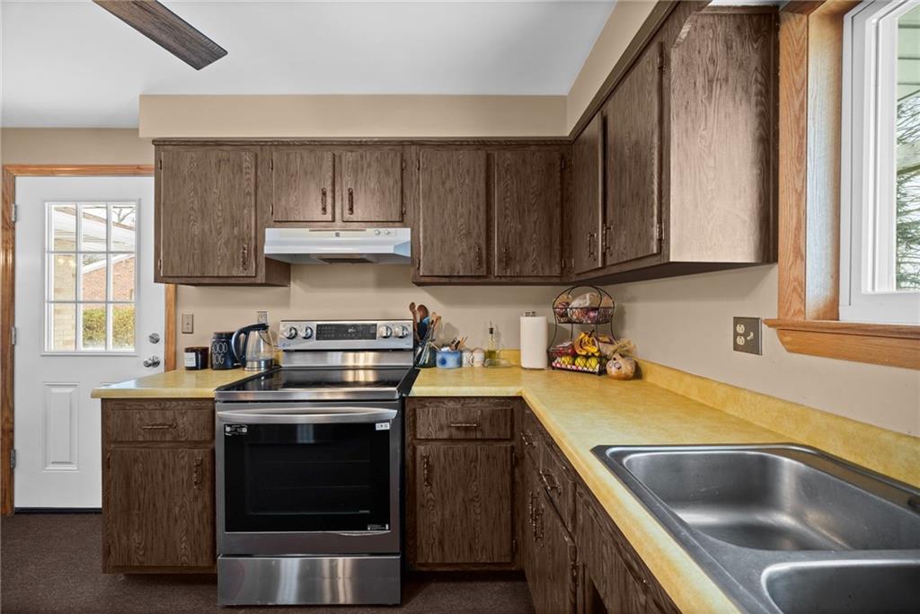436 Aten Road Coraopolis, PA 15108 - Photo 21 of 50 Gallery Image 21