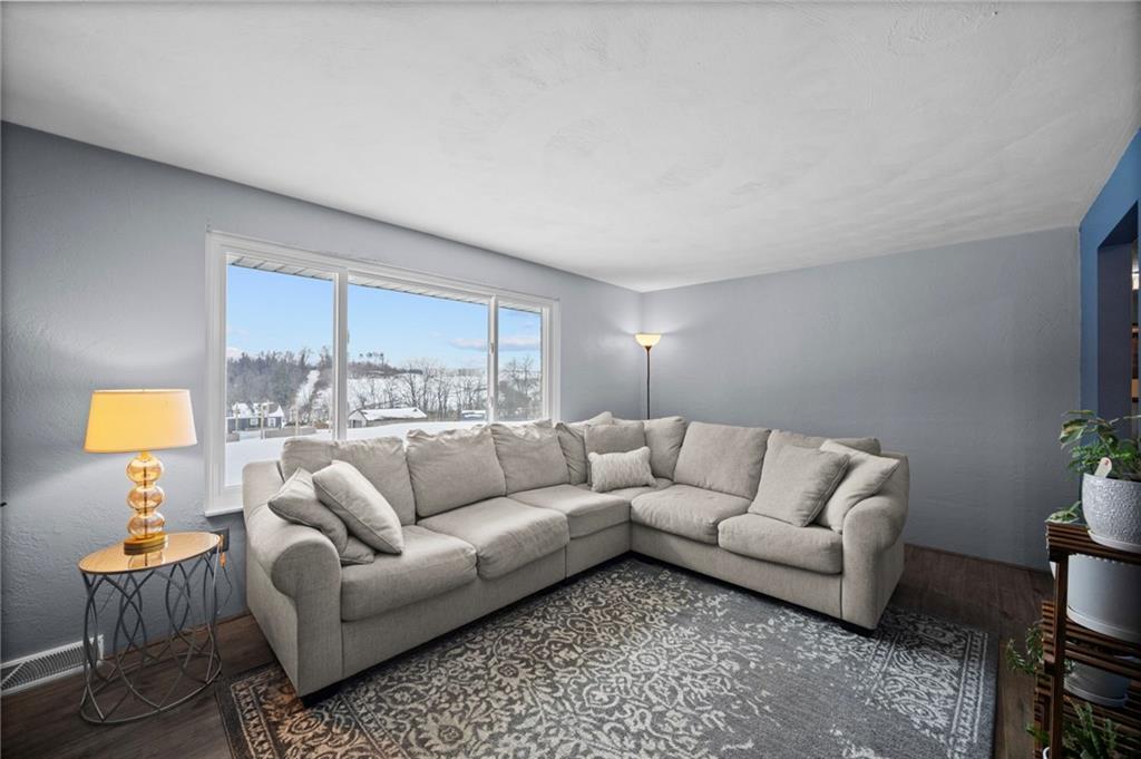 436 Aten Road Coraopolis, PA 15108 - Photo 8 of 50 Gallery Image 8