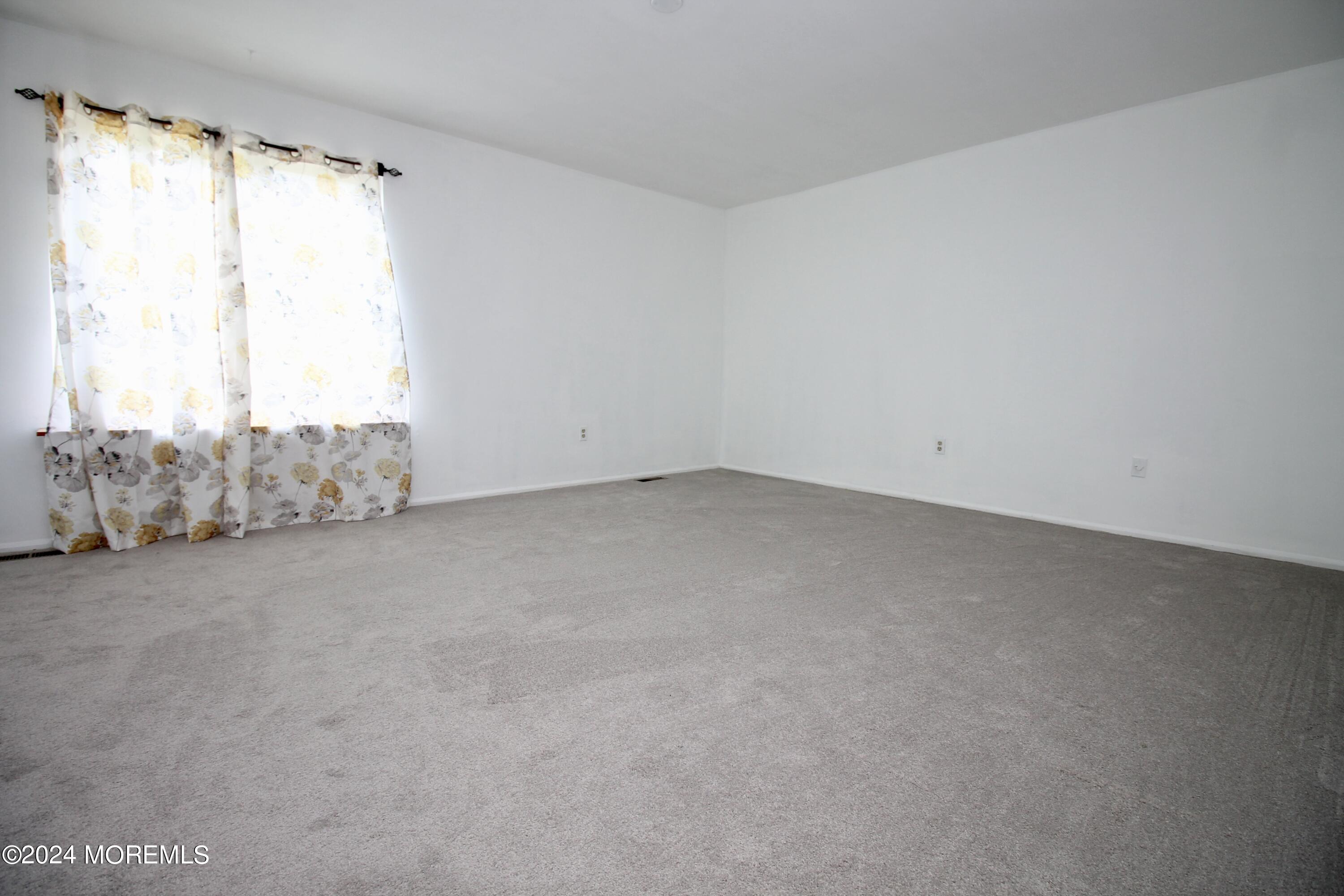 125 Creek Road, Unit 517 Brick, NJ 08724 - Photo 27 of 32 9EE112B6-32EF-4C8C-889D-CA24A39D0B11_1_2