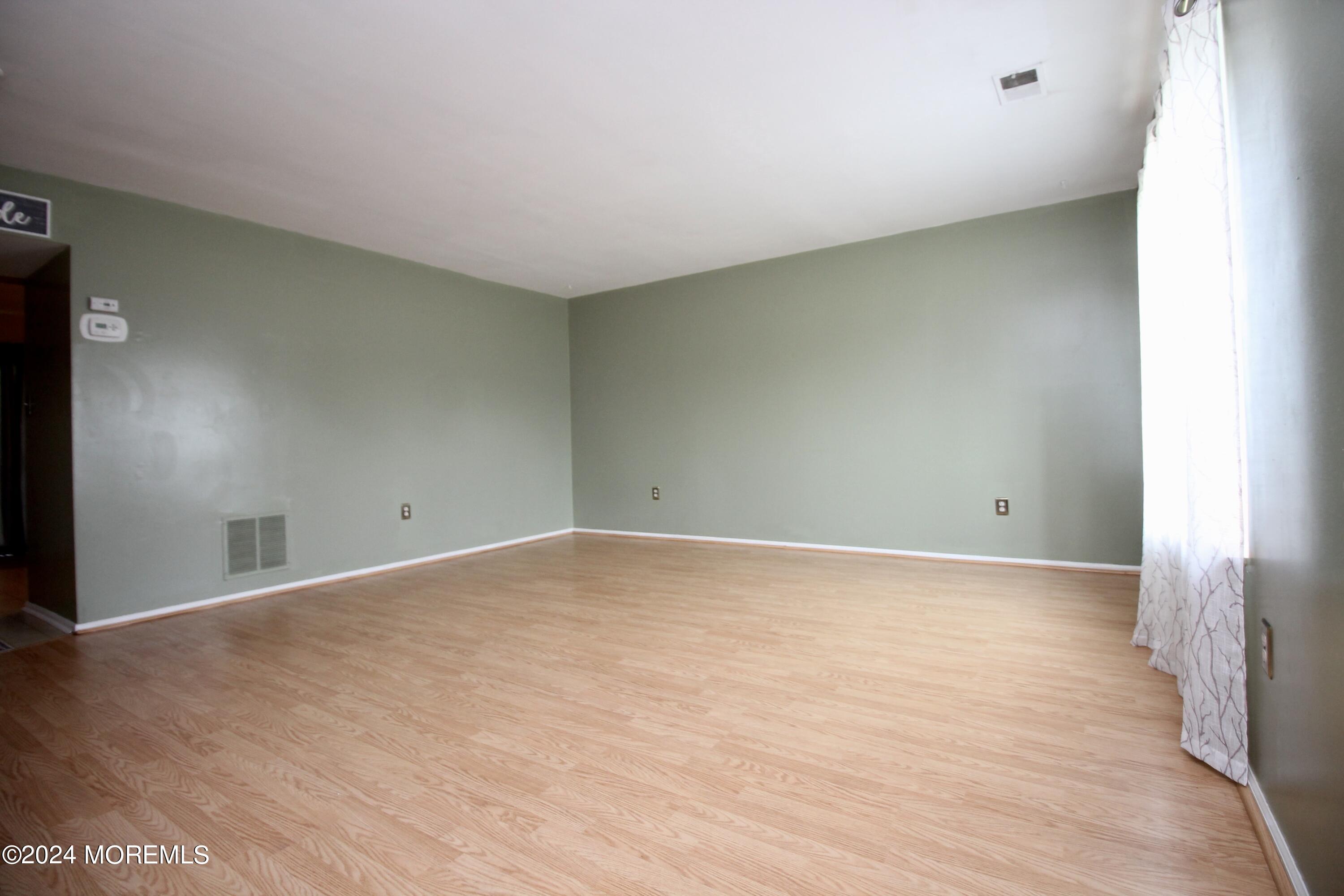 125 Creek Road, Unit 517 Brick, NJ 08724 - Photo 6 of 32 E334D4EC-2754-4353-B1C2-80E2D20873E2_1_2