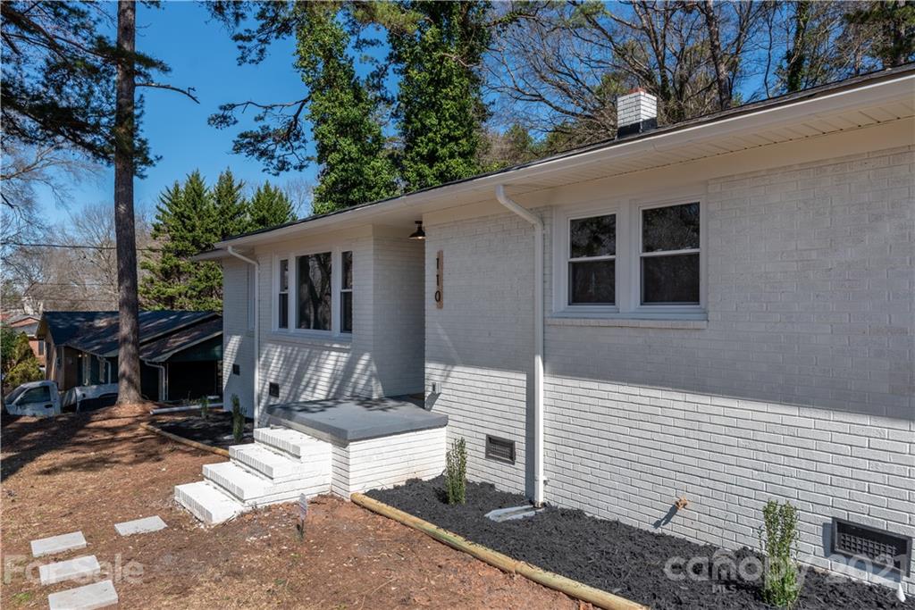 110 Lafayette Road Stanley, NC 28164 - Photo 3 of 27 Gallery Image 3