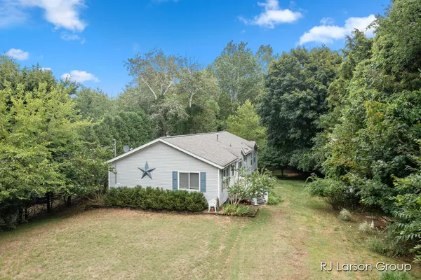 $489,900 | 1007 Orchard Avenue, South Haven, MI 49090