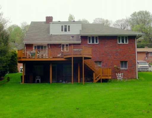 3954 Edge Road Brentwood, PA 15227 - Photo 8 of 8 Gallery Image 8