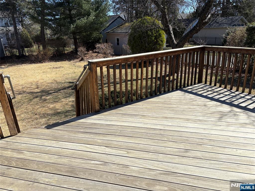 325 Bogert Avenue Ridgewood, NJ 07450 - Photo 14 of 37