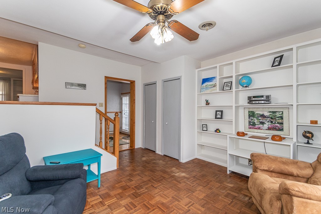 5271 Edenhurst Road Cleveland, OH 44124 - Photo 23 of 33