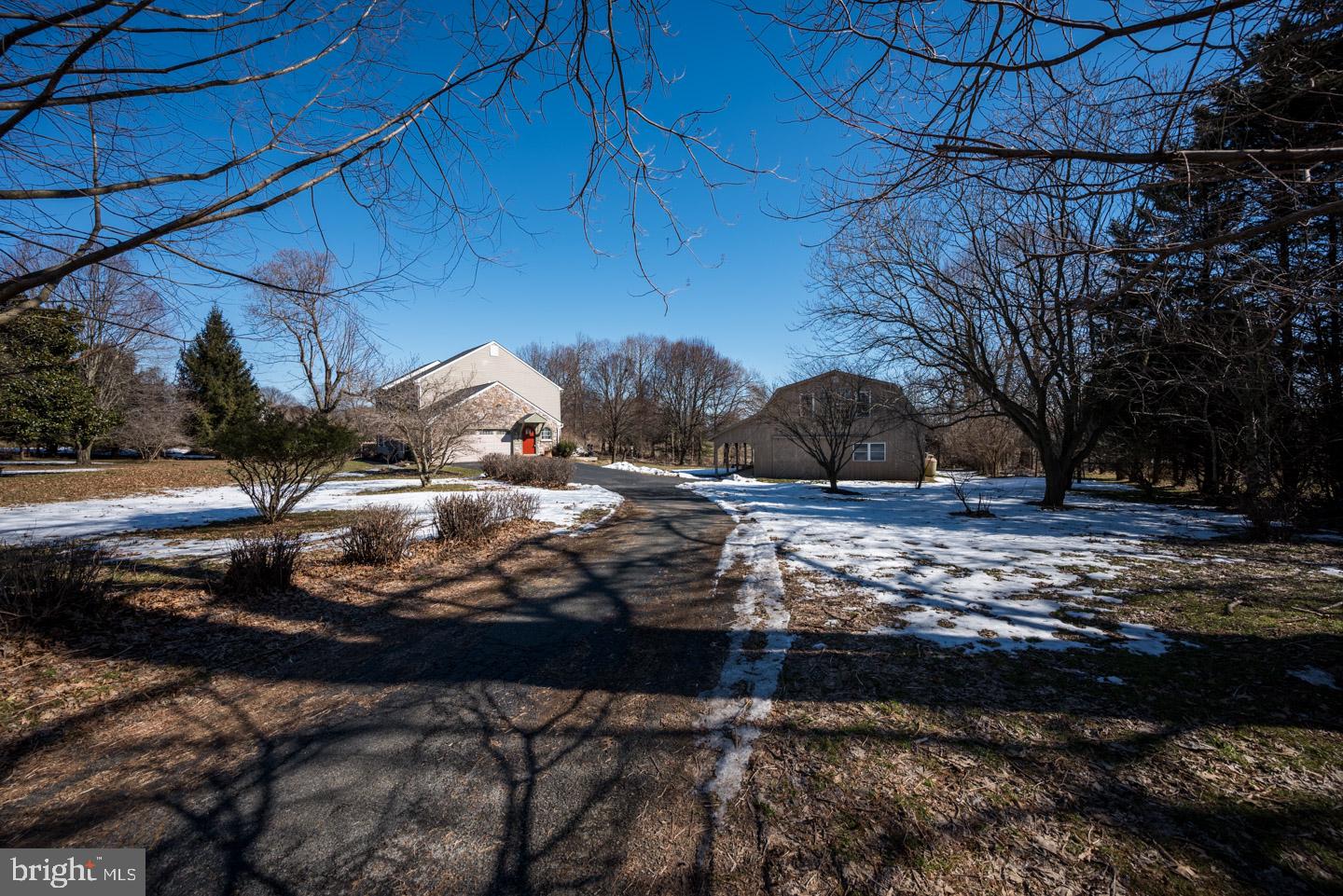 353 Indian Run Road Avondale, PA 19311 - Photo 3 of 47 Gallery Image 3