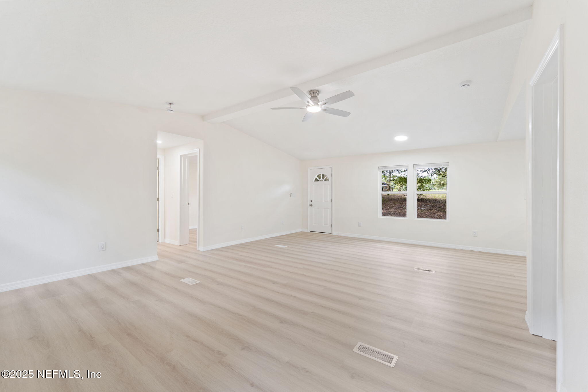 183 Ranchette Circle Florahome, FL 32140 - Photo 16 of 41 19-web-or-mls-183_Ranchette_Cir_Florahom