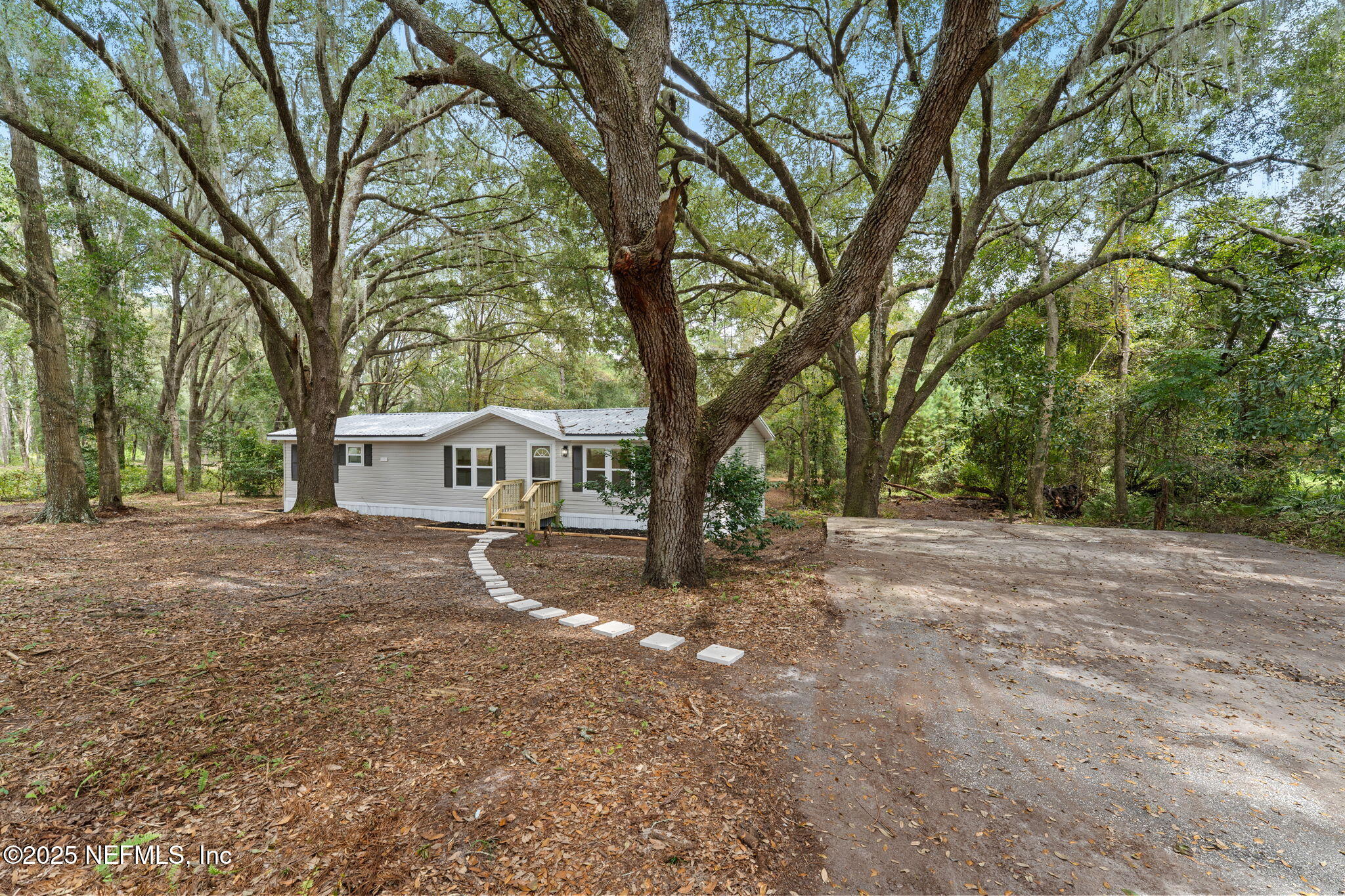 183 Ranchette Circle Florahome, FL 32140 - Photo 3 of 41 2-web-or-mls-183_Ranchette_Cir_Florahome