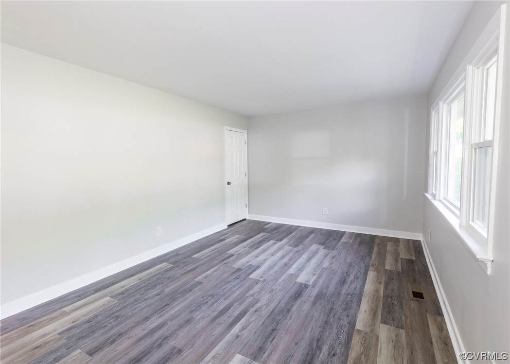 11311 Gravier Road Midlothian, VA 23112 - Photo 12 of 25 Gallery Image 12