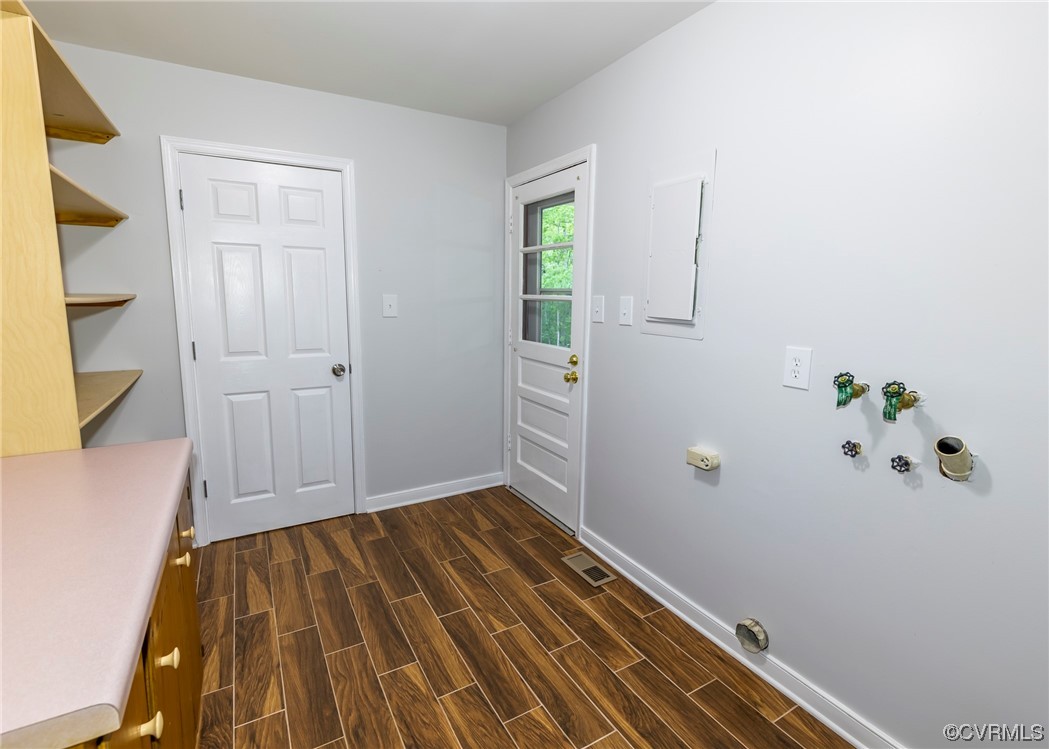 11311 Gravier Road Midlothian, VA 23112 - Photo 19 of 25 Gallery Image 19