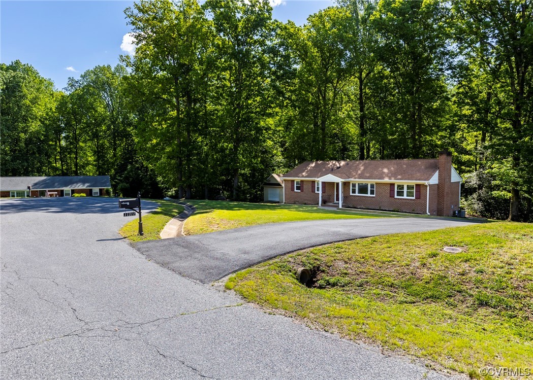 11311 Gravier Road Midlothian, VA 23112 - Photo 4 of 25 Gallery Image 4