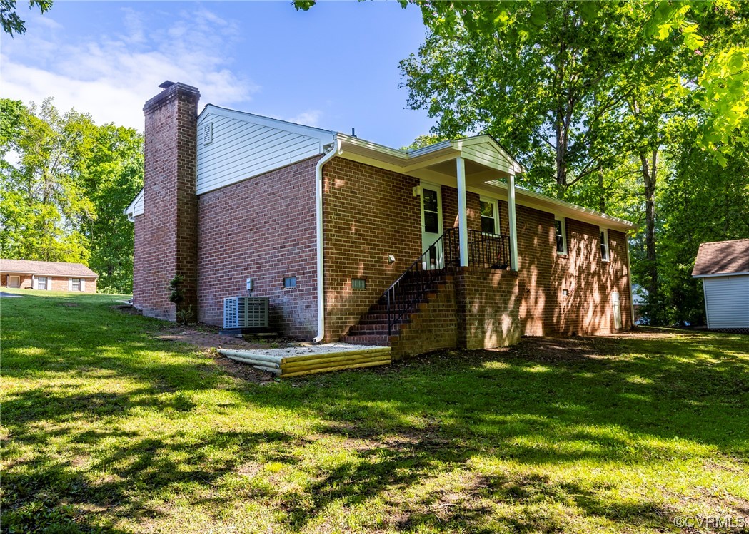 11311 Gravier Road Midlothian, VA 23112 - Photo 8 of 25 Gallery Image 8