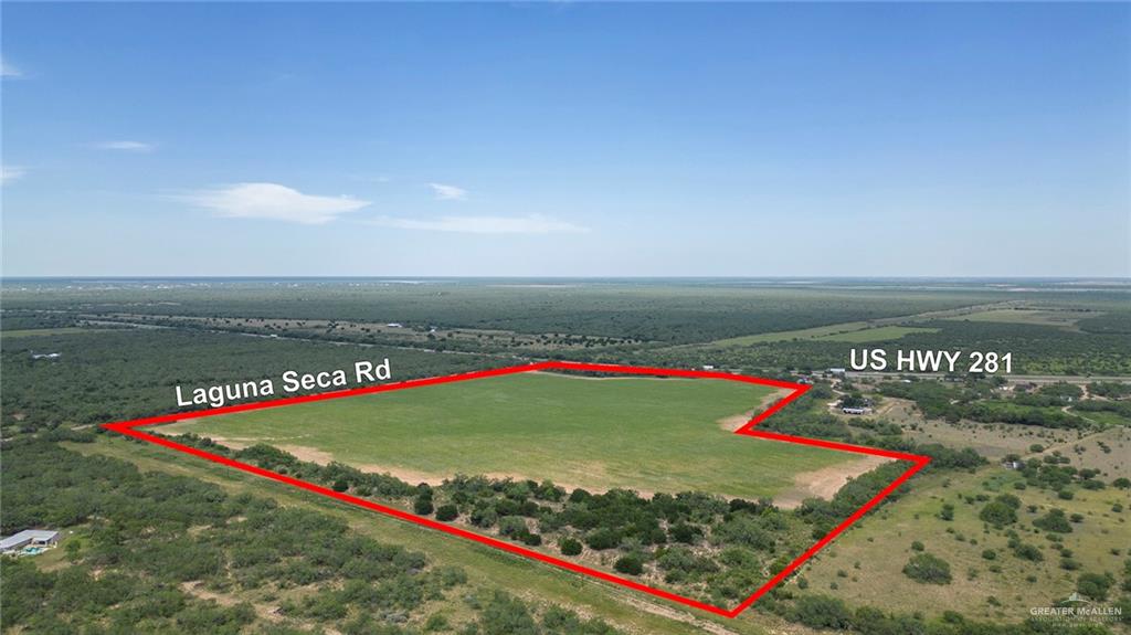 281 Laguna Seca Road South Edinburg, TX 78541 - Photo 6 of 8 a view of a outdoor space