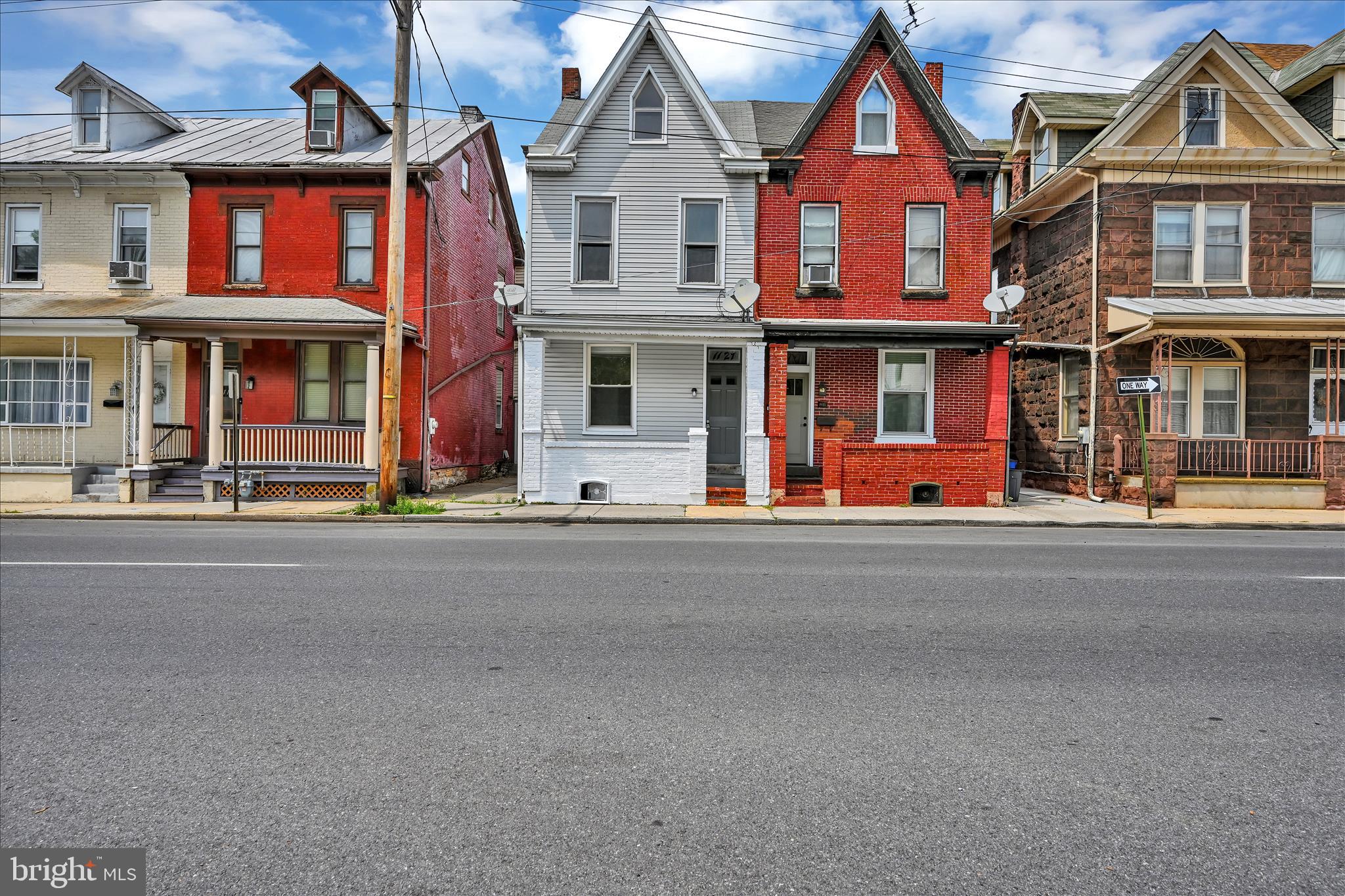 1127 Walnut Street Lebanon, PA 17042 - Photo 30 of 30 Common - Exterior Front
