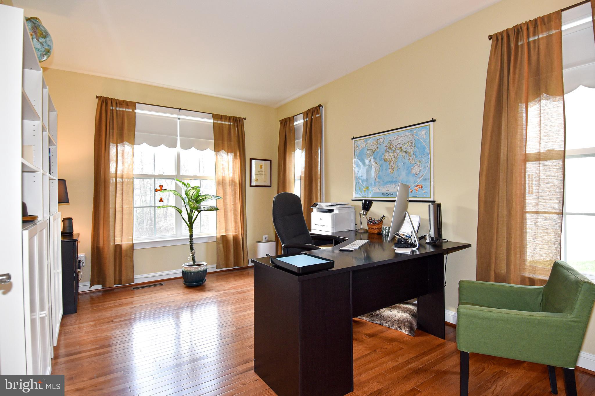 13032 Queen Chapel Road Woodbridge, VA 22193 - Photo 13 of 73