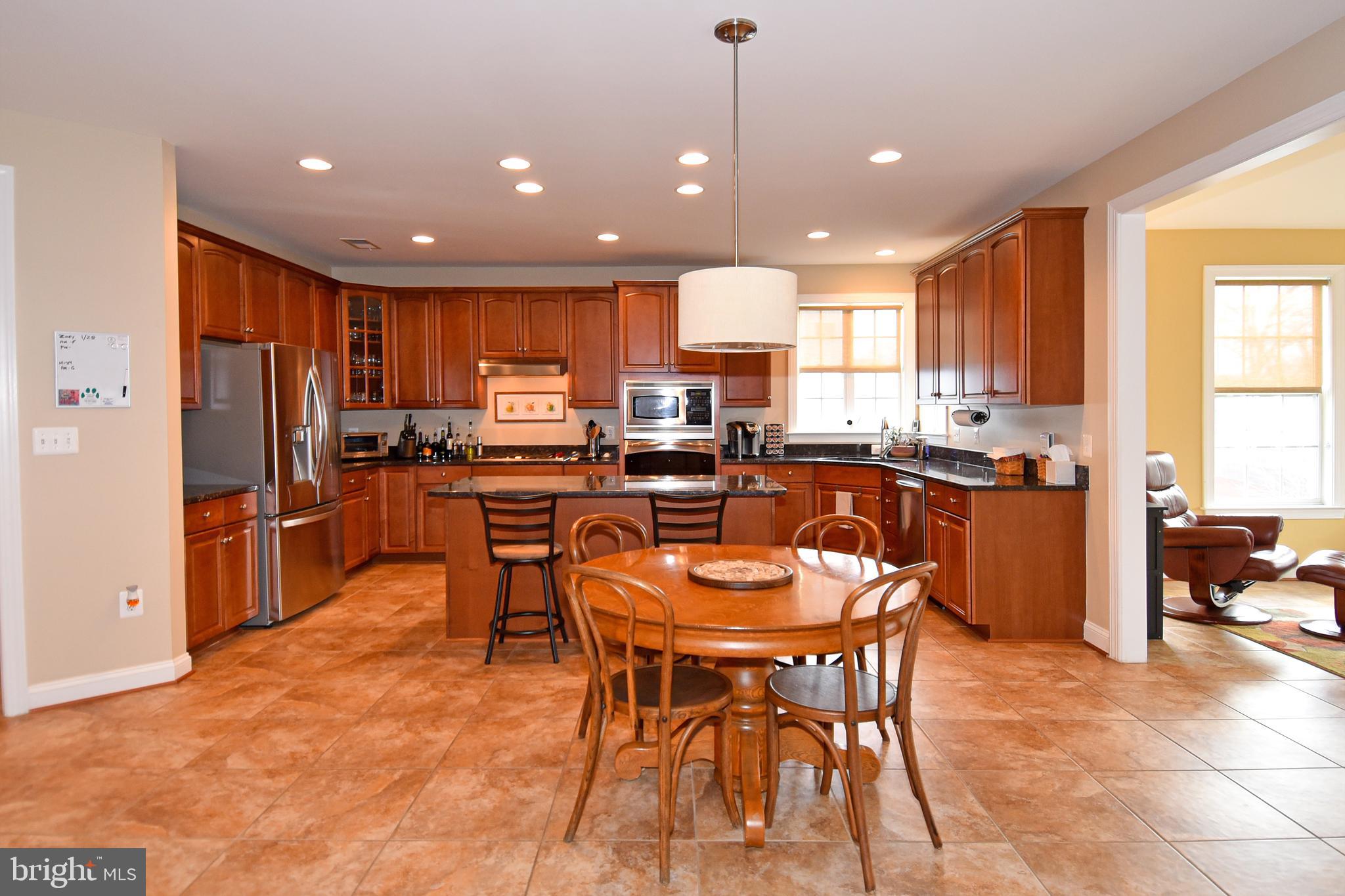 13032 Queen Chapel Road Woodbridge, VA 22193 - Photo 18 of 73