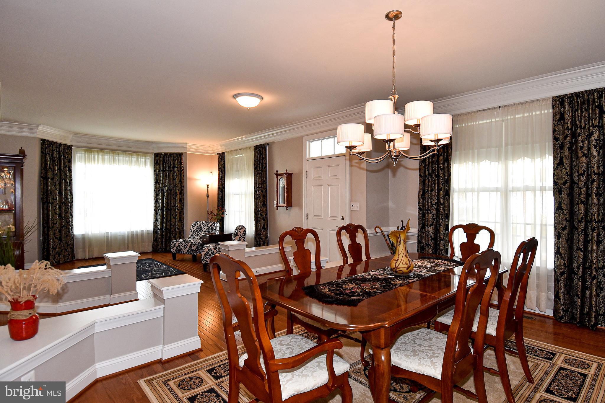 13032 Queen Chapel Road Woodbridge, VA 22193 - Photo 8 of 73