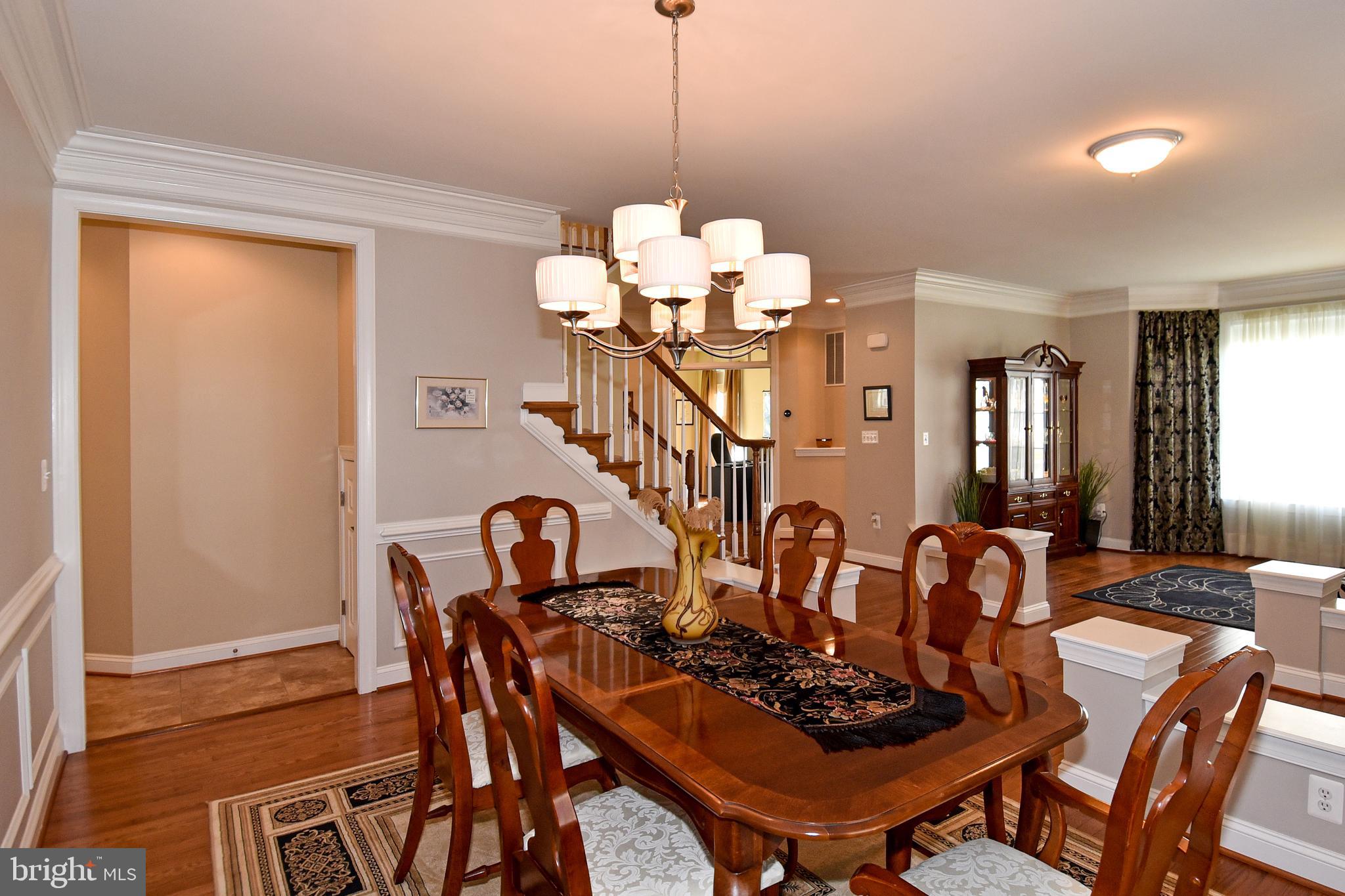 13032 Queen Chapel Road Woodbridge, VA 22193 - Photo 9 of 73