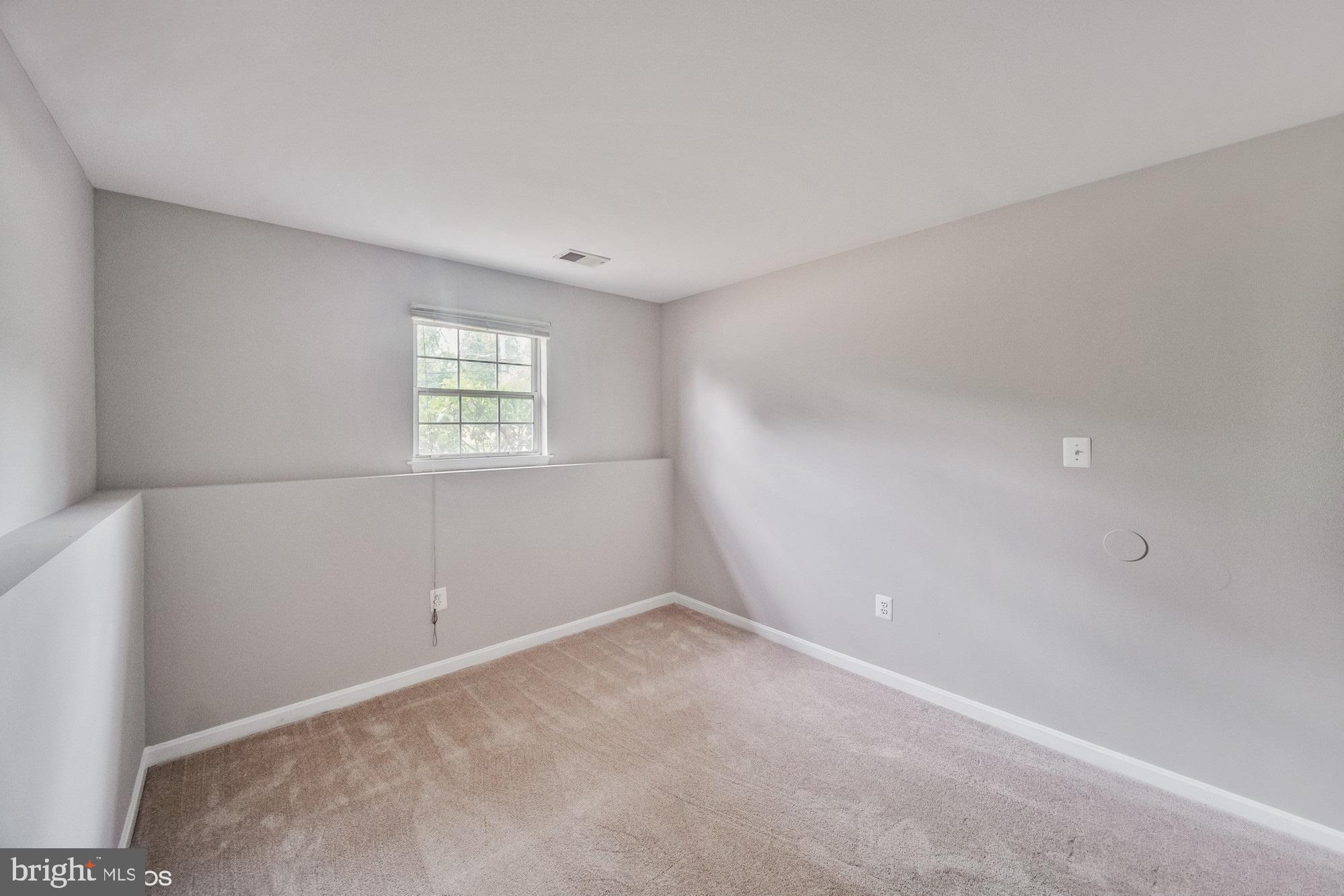 9118 Old Palmer Road Fort Washington, MD 20744 - Photo 31 of 38