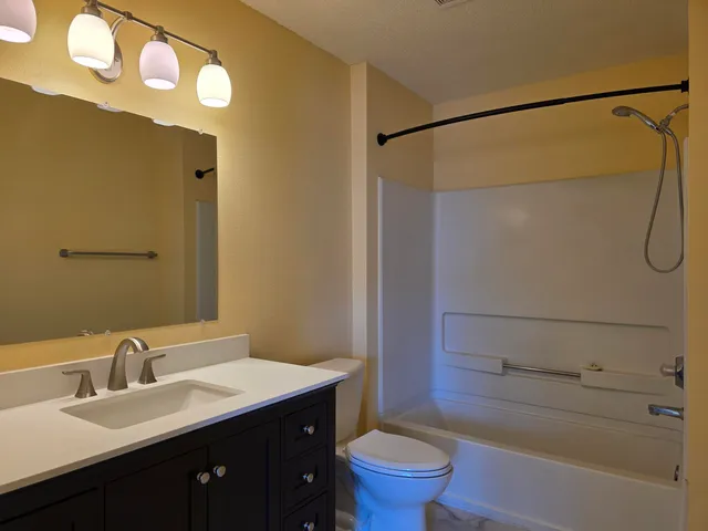 $224,900 | 903 Fox Creek Drive, Unit 3, Watertown, WI 53098