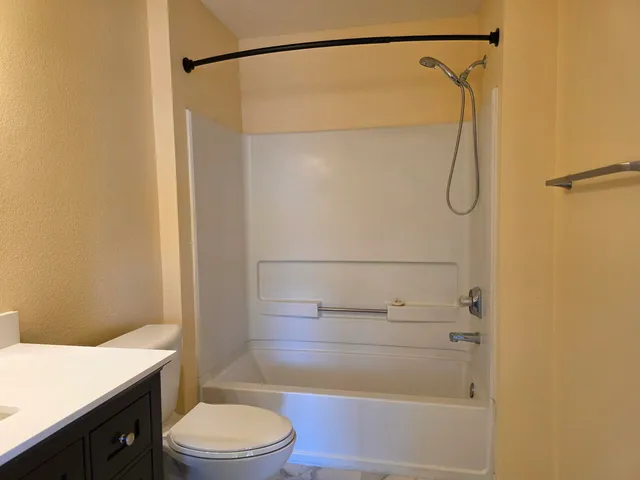 $224,900 | 903 Fox Creek Drive, Unit 3, Watertown, WI 53098