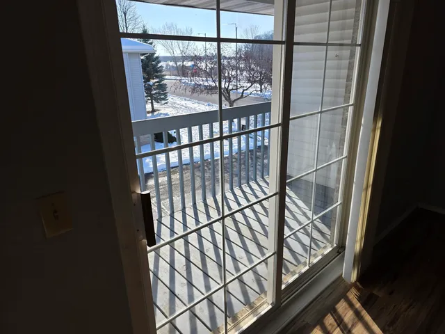 $224,900 | 903 Fox Creek Drive, Unit 3, Watertown, WI 53098