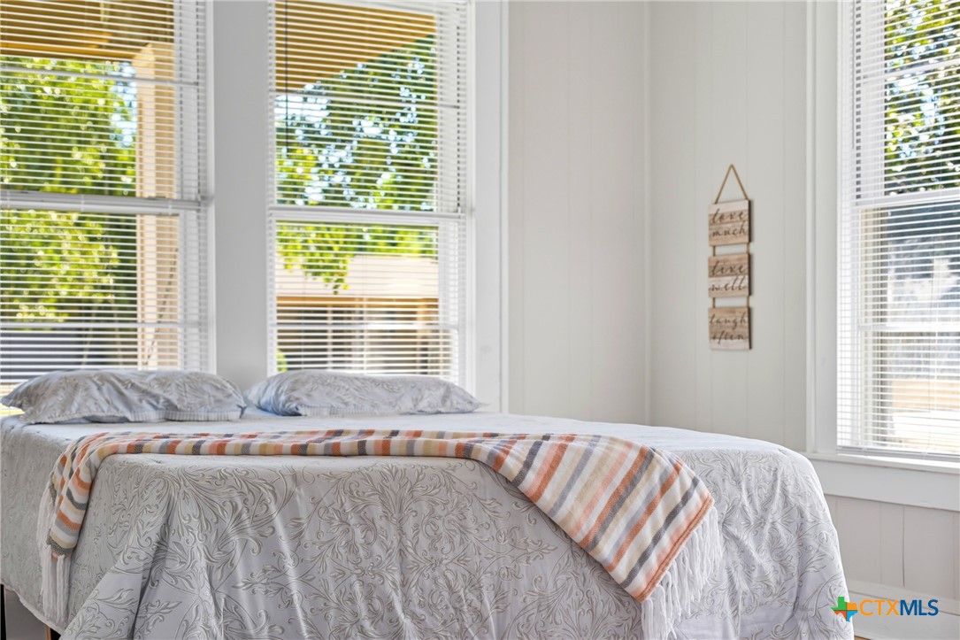1202 South 7th Street Temple, TX 76504 - Photo 22 of 33 Bedroom 2