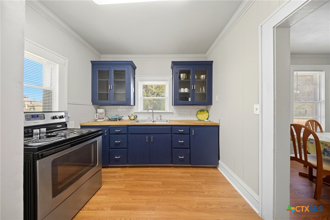 1202 South 7th Street Temple, TX 76504 - Photo 10 of 33 Kitchen from Utility Area