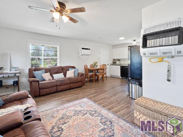 26110 Wax Road Denham Springs, LA 70726 - Photo 8 of 10 Gallery Image 8