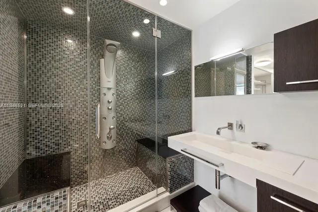 $26,000 | 1040 Biscayne Boulevard, Unit 4403, Miami, FL 33132