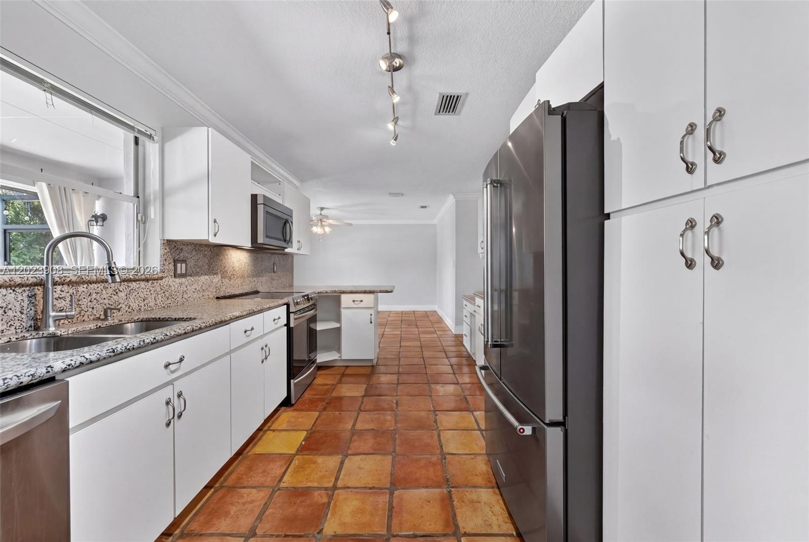 14001 Southwest 108th Street Miami, FL 33186 - Photo 5 of 25