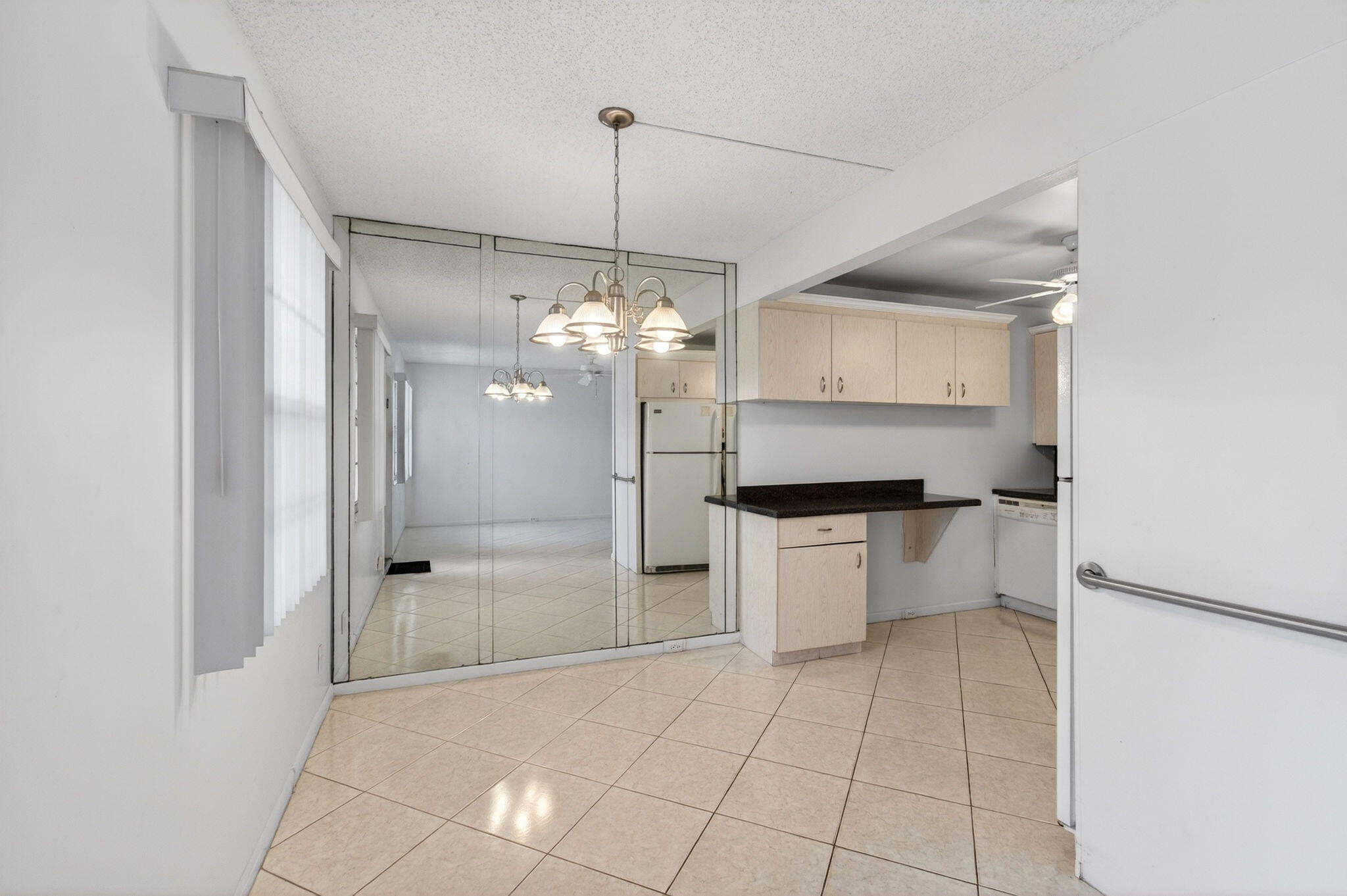 1009 Hythe A Boca Raton, FL 33434 - Photo 15 of 79 10-web-or-mls-DSC_3789