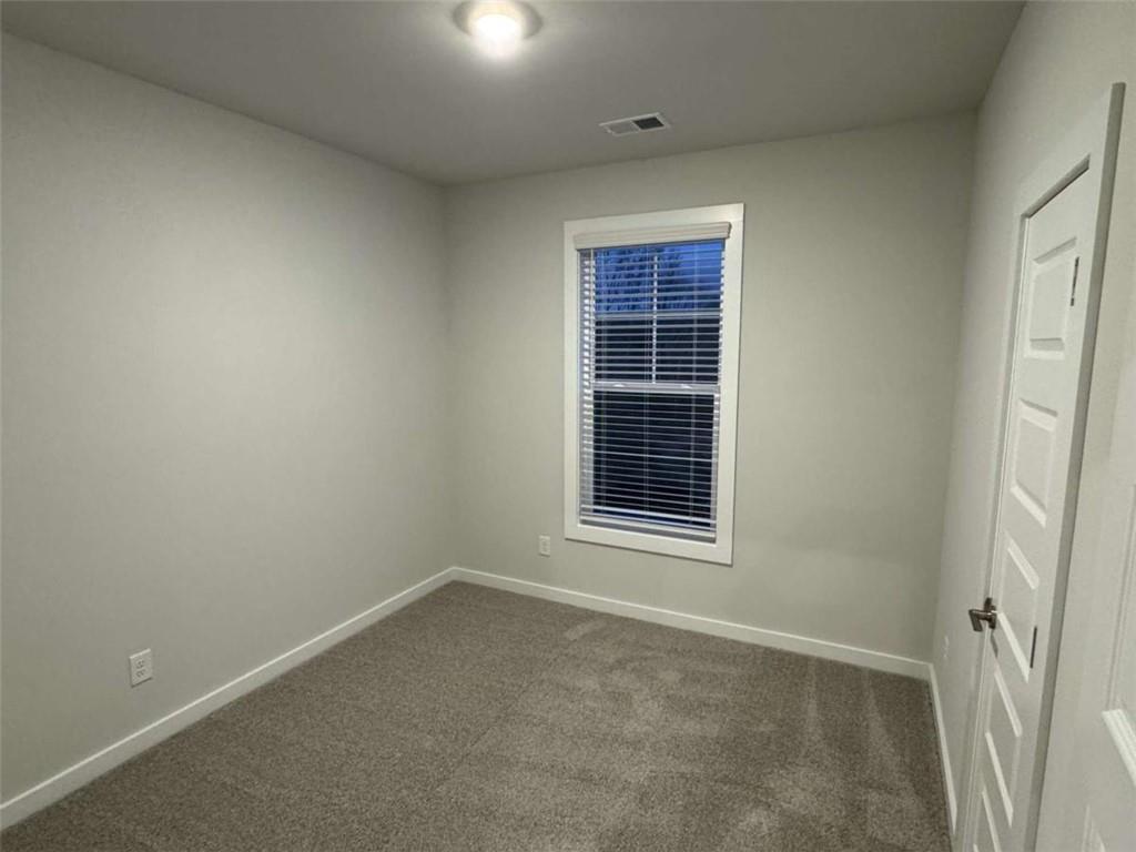 2530 Harbor Ridge Gainesville, GA 30507 - Photo 20 of 44 an empty room with windows