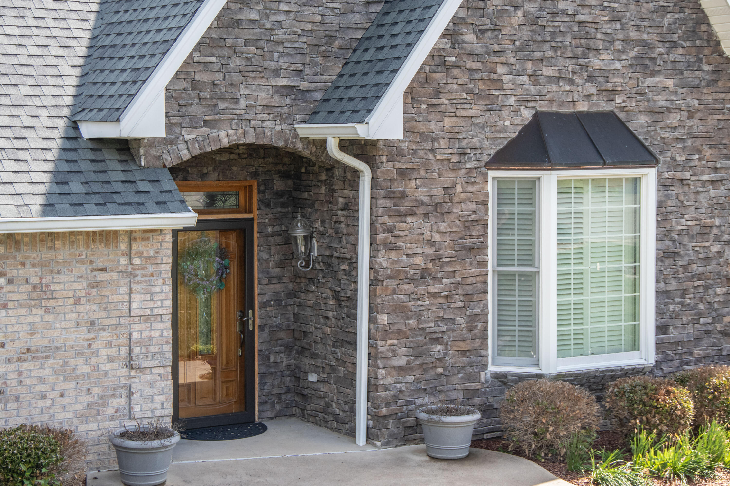 21579 Moonlight Bay Road Abingdon, VA 24211 - Photo 19 of 46 Welcome Inside