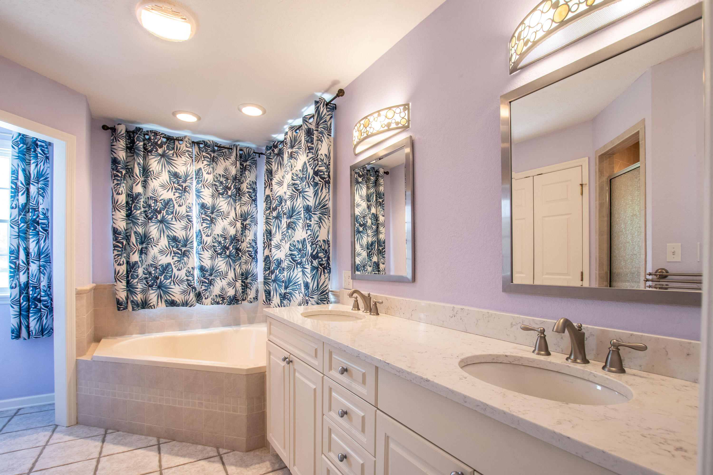 21579 Moonlight Bay Road Abingdon, VA 24211 - Photo 38 of 46 Primary Bathroom