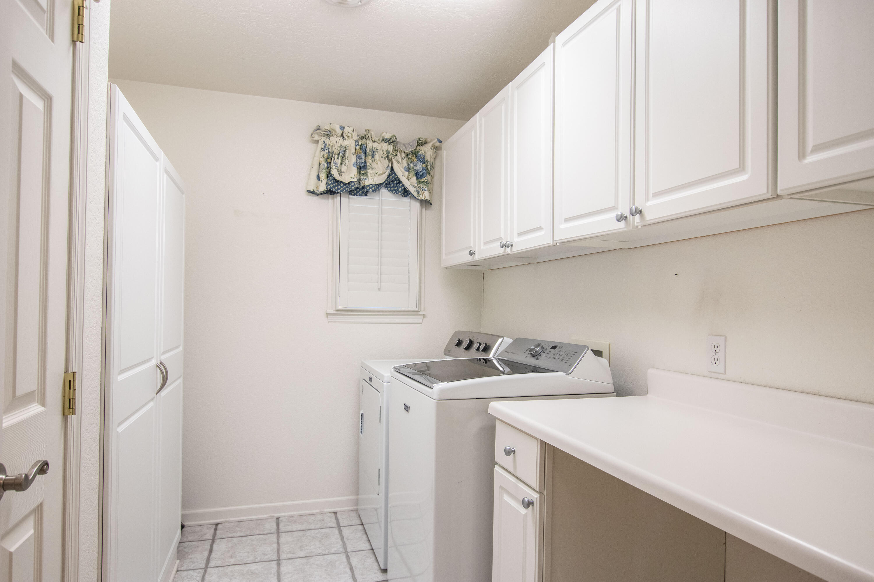 21579 Moonlight Bay Road Abingdon, VA 24211 - Photo 40 of 46 Laundry