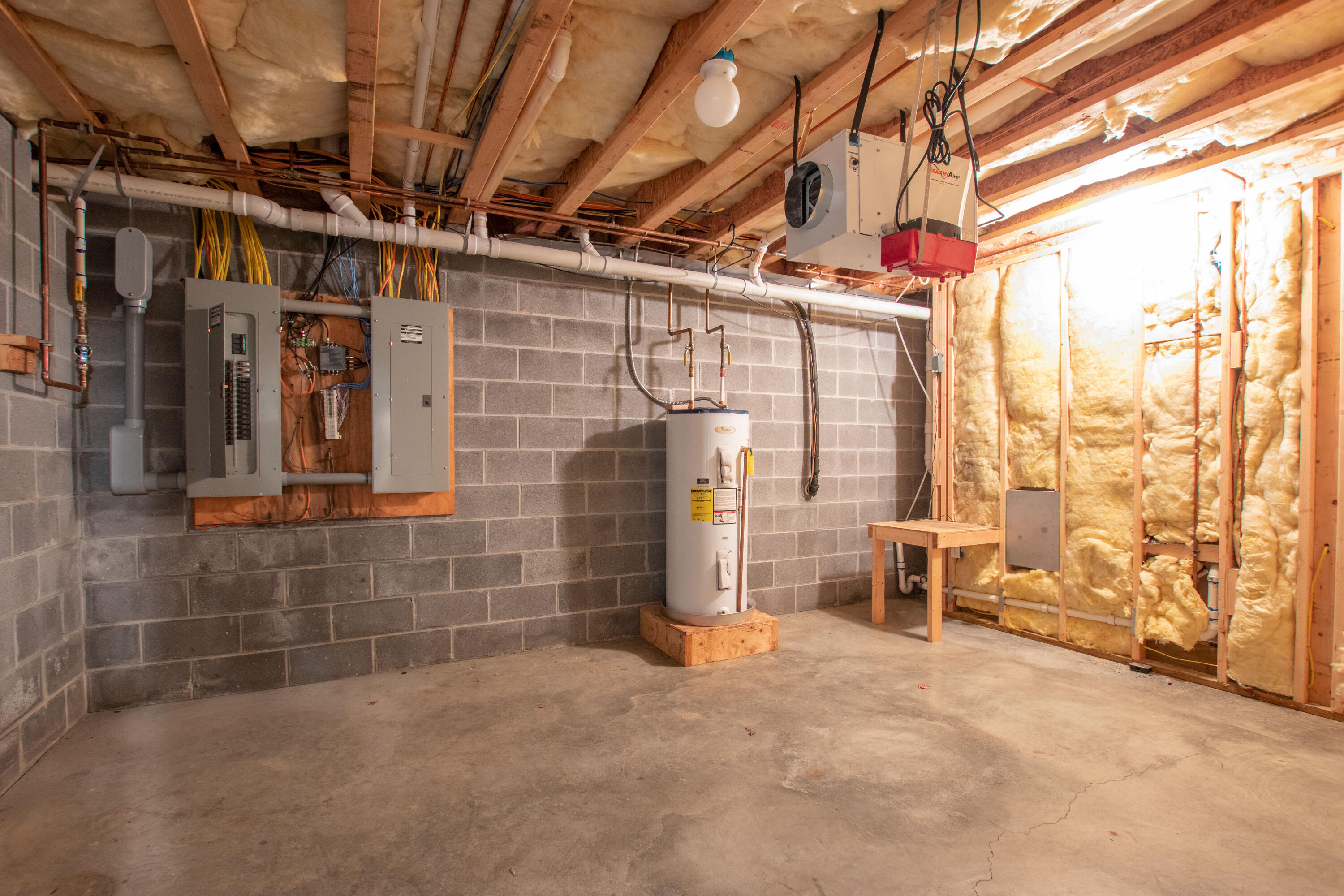 21579 Moonlight Bay Road Abingdon, VA 24211 - Photo 44 of 46 Storage and Utilities